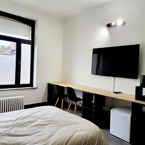 Accommodatie bij particulieren Private Industrial In Center Of Charleroi