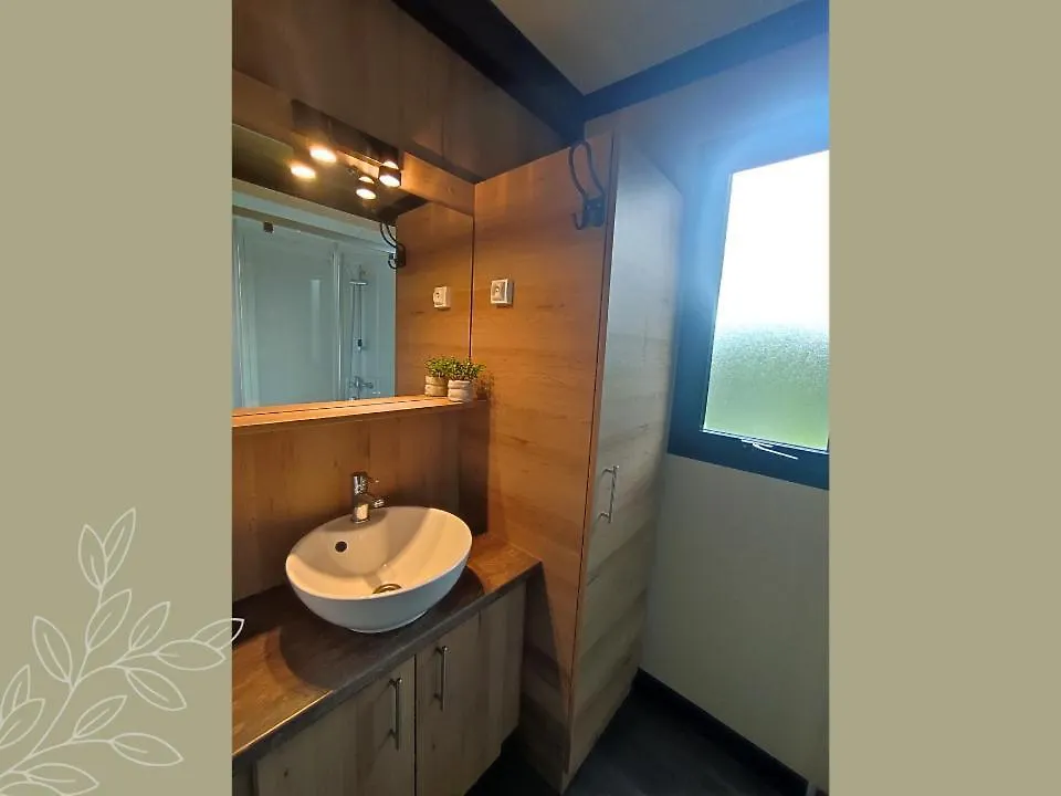 *** Camping Hotel De Plein Air Le Chanset Ceyrat Frankrijk